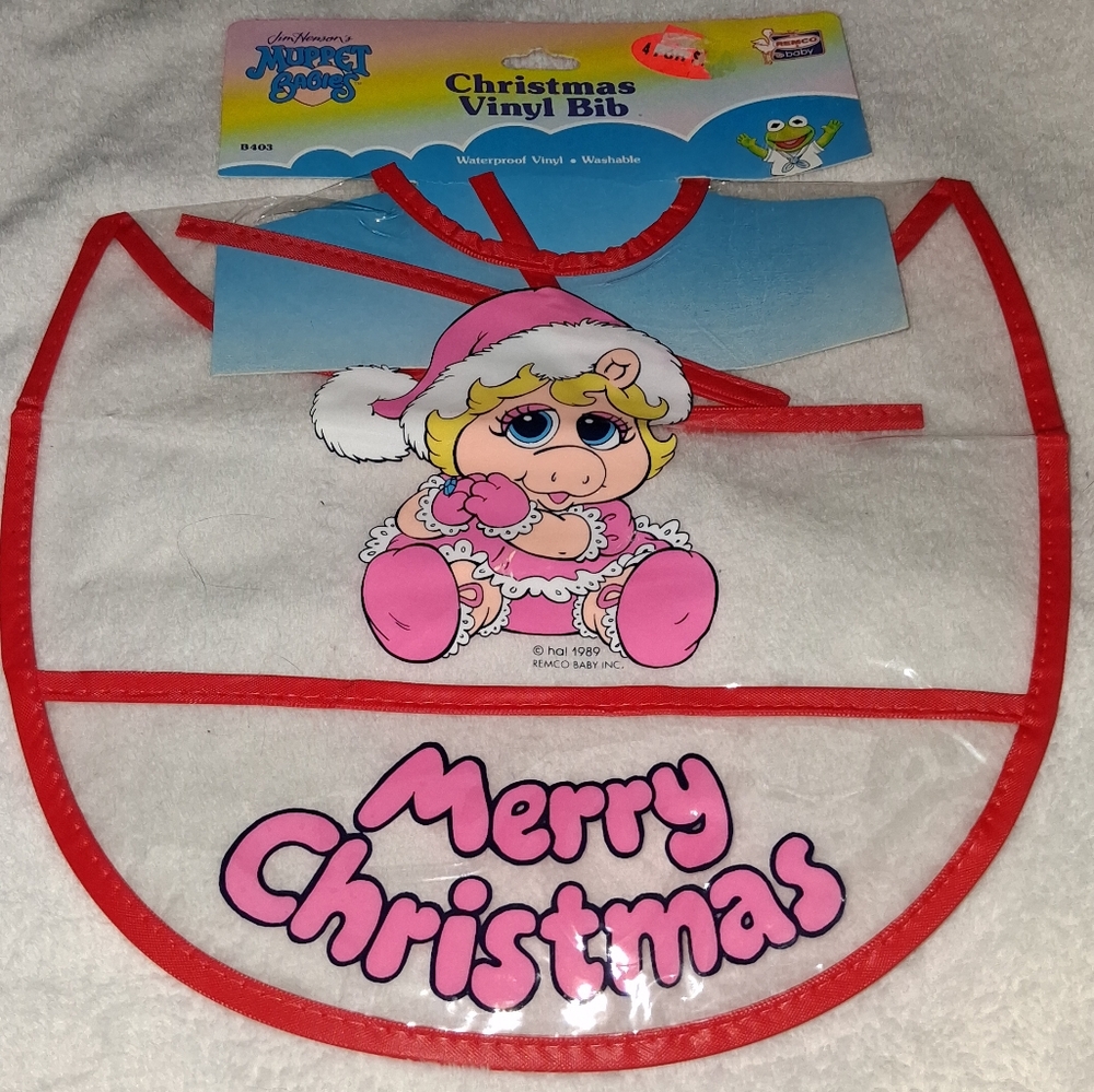 New 1989 Muppets Miss Piggy Vinyl Plastic Christmas Baby Bib Vintage 80s